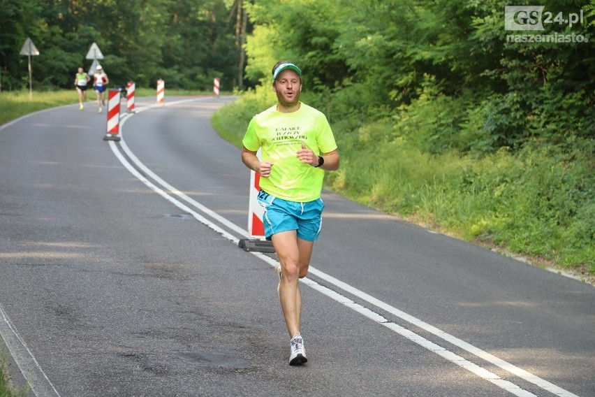 Maraton Szczeciński 2018: pół tysiąca biegaczy! [DUŻO ZDJĘĆ, WIDEO]