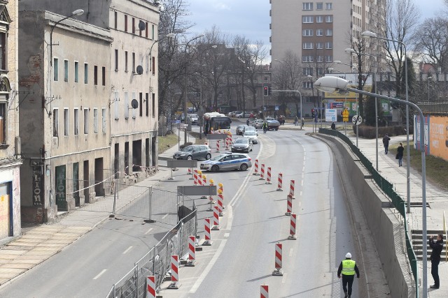 Bytom: rozbiórka przy Chorzowskiej zakończona. Przywrócono ruch samochodowy