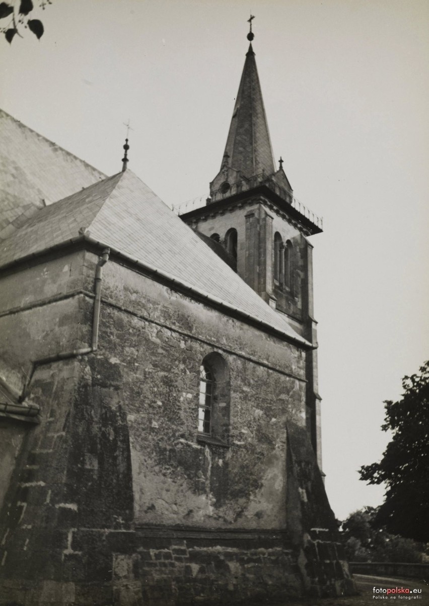 1936 rok
Kościół św. Trójcy w Działoszycach.