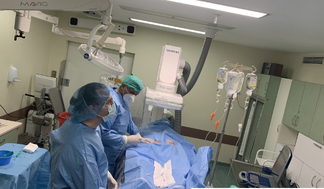 W Szpitalu Powiatowym w Oświęcimiu w Centrum Kardiologii Inwazyjnej Elektroterapii i Angiologii prowadzonym przez GVM Carint, wszczepiono najmniejszy na świecie stymulator serca