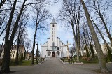 Niedoceniany białostocki zabytek. Modernistyczny kościół św. A. Boboli na Starosielcach jest wyjątkowy. Zobacz zdjęcia