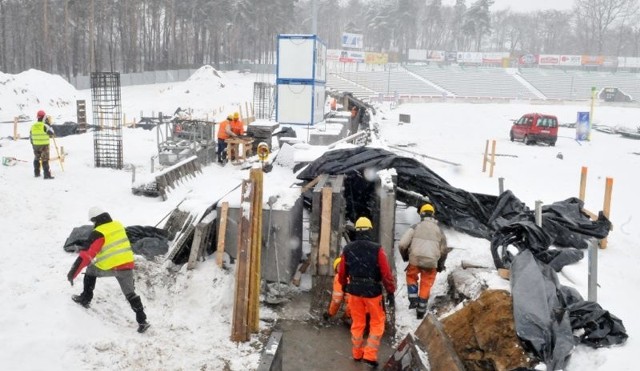 Firma Sport Halls zapewnia, że stadion będzie na czas