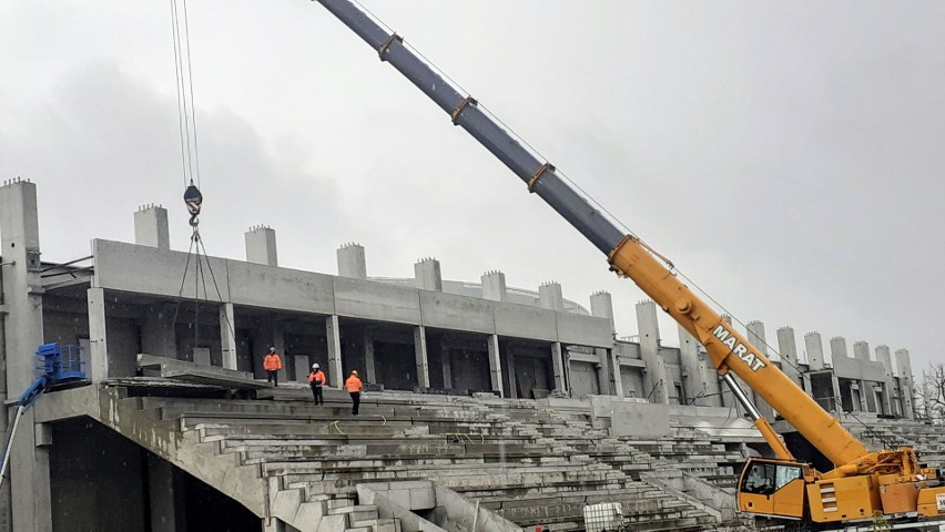 Na budowie nowego stadionu dla Radomiaka w ramach...
