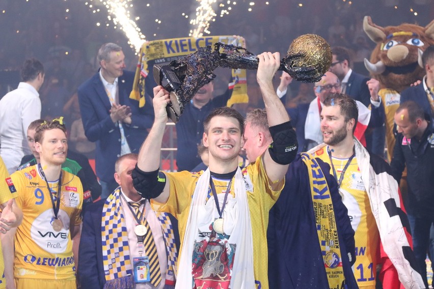 Vive Tauron Kielce po horrorze wygrał z Veszprem i zwyciężył w Lidze Mistrzów