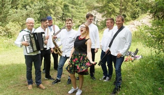 Zespół Pozytywnie Nakręceni wystąpią podczas "Powitania lata" już 17 czerwca w Pińczowie.