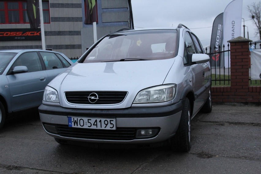 Opel Zafira, rok 2001, 1,8 benzyna+ gaz, cena 4700 zł