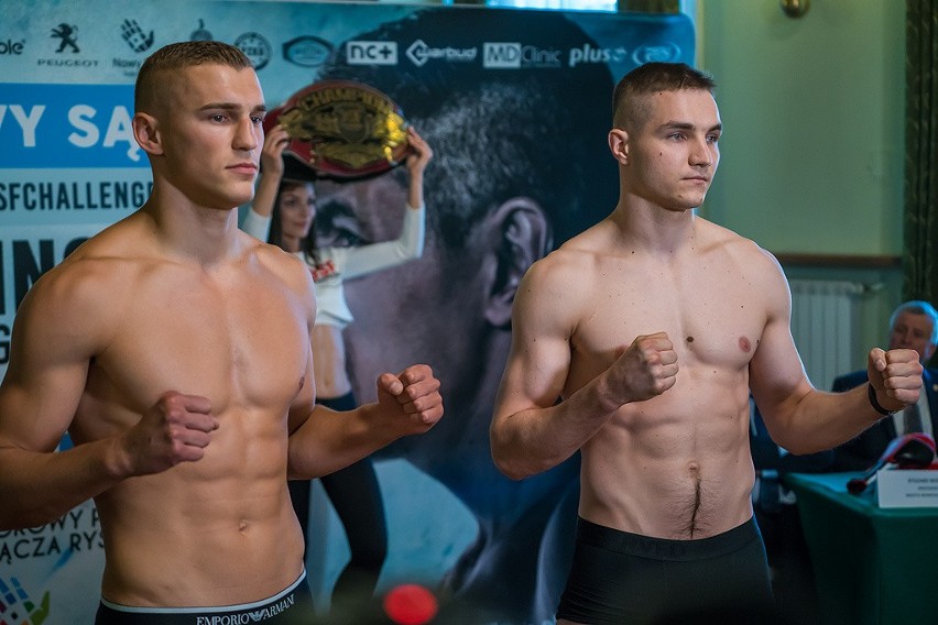 Ceremonia ważenia przed galą DSF Kickboxing Challenge 10