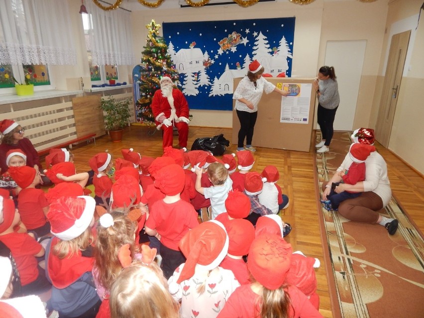 Do przedszkolaczków w Przysusze przybył święty Mikołaj. Zobaczcie zdjęcia z ciekawego spotkania