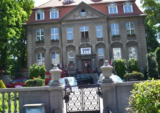 Zabytkowy gmach biblioteki zostanie ocieplony od wewnątrz.