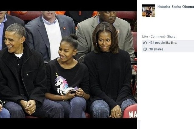 Barack, Sasha i Michelle Obama (fot. screen z Facebook.com)