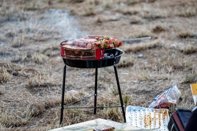 Grill na balkonie? W jakiej sytuacji narażamy się na mandat?