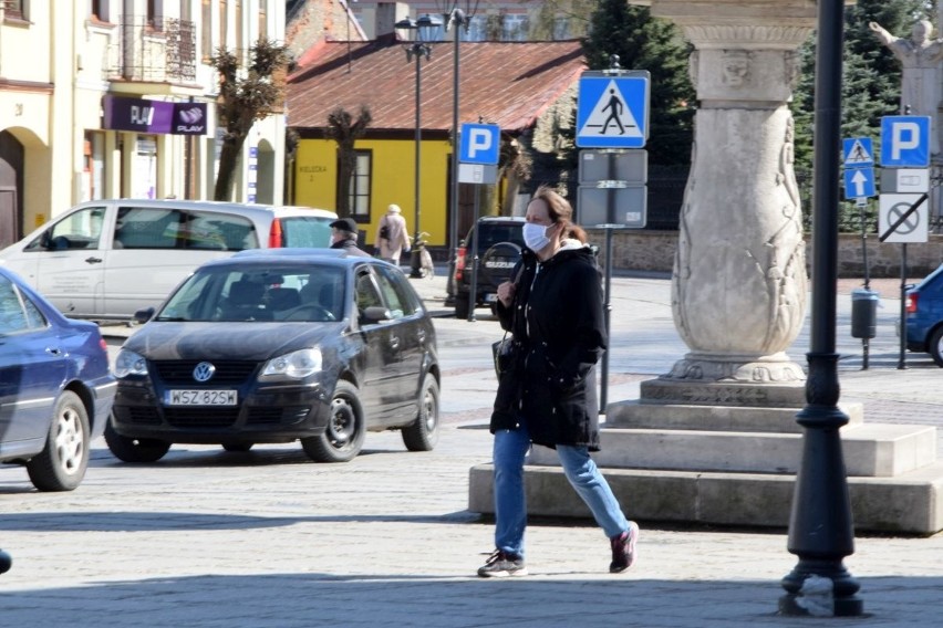 Końskie w nowej erze koronawirusa. Mieszkańcy założyli...