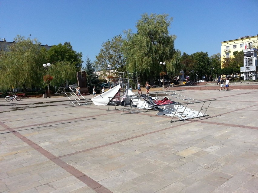 Antyaborcyjna wystawa w Świdniku zniszczona. Wcześniej były protesty