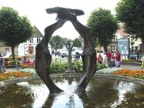 Rzeźby Jana Konarskiego znowu zdobią Ustkę