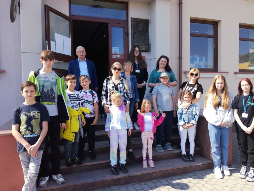 Ukrainki z dziećmi zwiedzały najważniejsze zabytki Opatowa. Były zachwycone! 