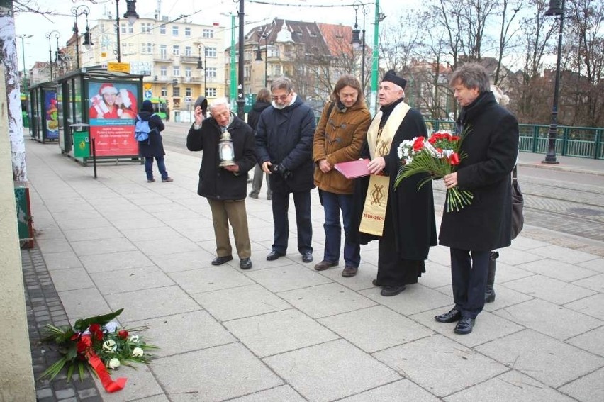 Rocznica stanu wojennego w Poznaniu: Uczczono pamięć...