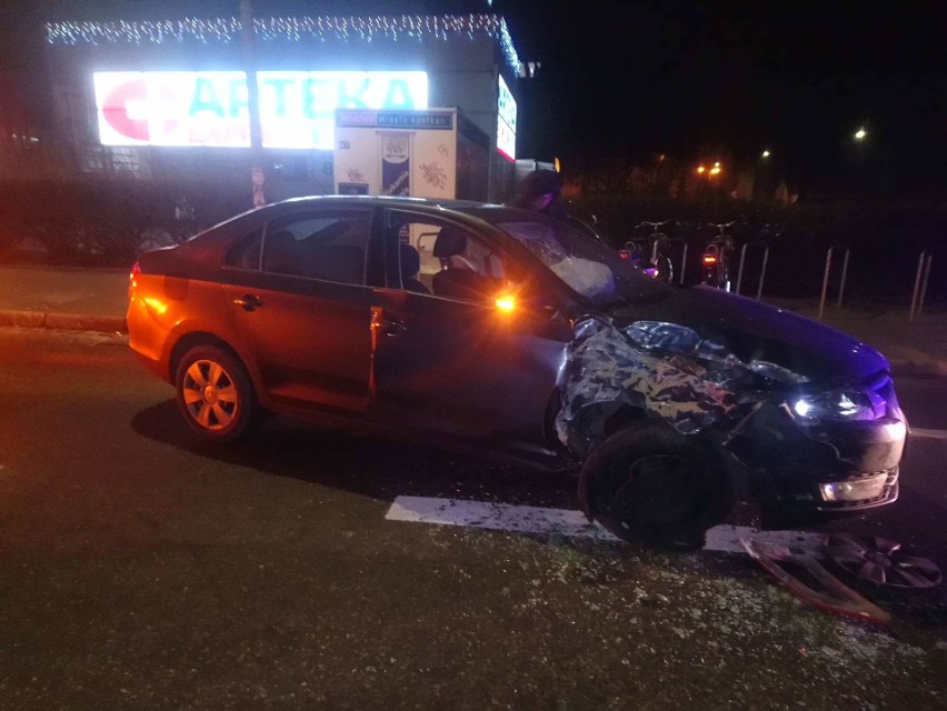 Pechowy czwartkowy wieczór w MPK. Wypadek i pożar autobusów w Leśnicy (ZDJĘCIA)