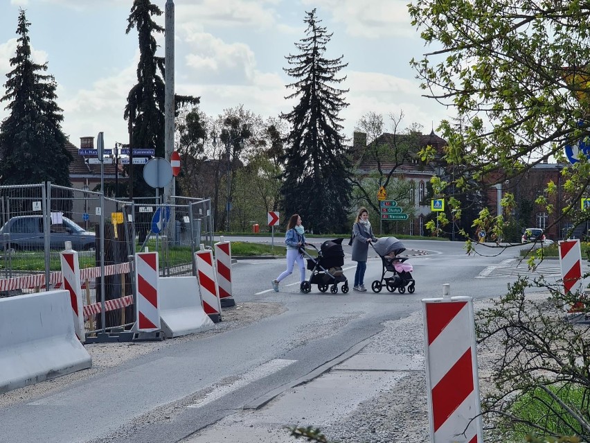 Na ulicy Chrobrego powstaje nowy kolektor i podczyszczalnia...