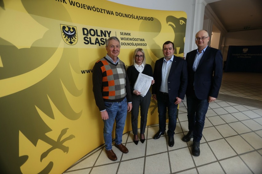 "Stop wrocławskiej spalarni!". Blisko 1400 podpisów przeciwko zakładowi przetwarzania odpadów