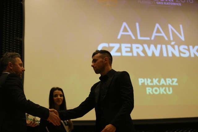 Trener Jerzy Brzęczek i Alan Czerwiński.