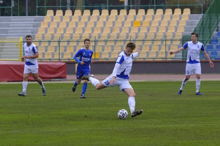 Pomorzanin (niebieskie stroje) pokonał Unię 1:0