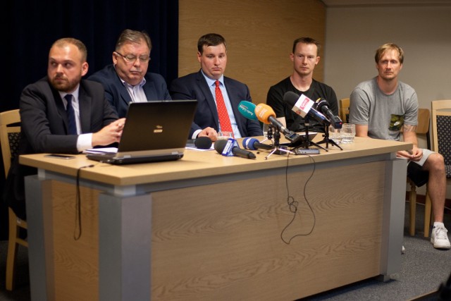 W poniedziałek (19.06) odbyła się konferencja prasowa klubu Czarni Słupsk. Zaprezentowany został projekt, który zachęcić ma kibiców do współfinansowania drużyny. Potrzeba 190 tysięcy złotych.