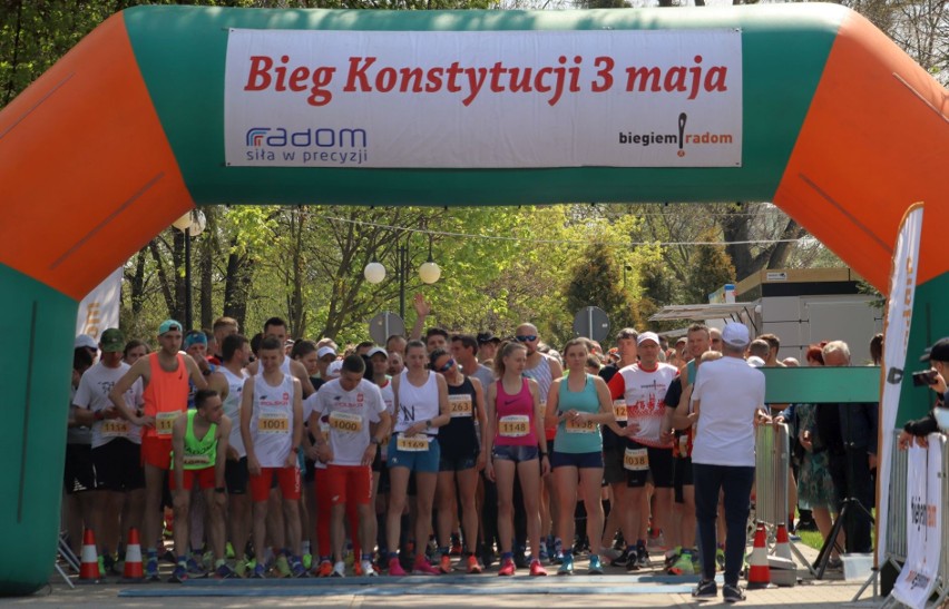 Bieg Konstytucji 3 maja w Radomiu z udziałem ponad 300 osób! Uczestniczyłeś? Znajdź się na zdjęciach