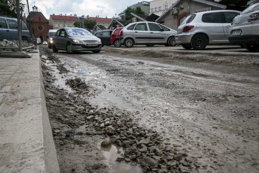 Kraków. Rynek Kleparski w przebudowie. Zobacz, jakie są postępy prac [ZDJĘCIA]