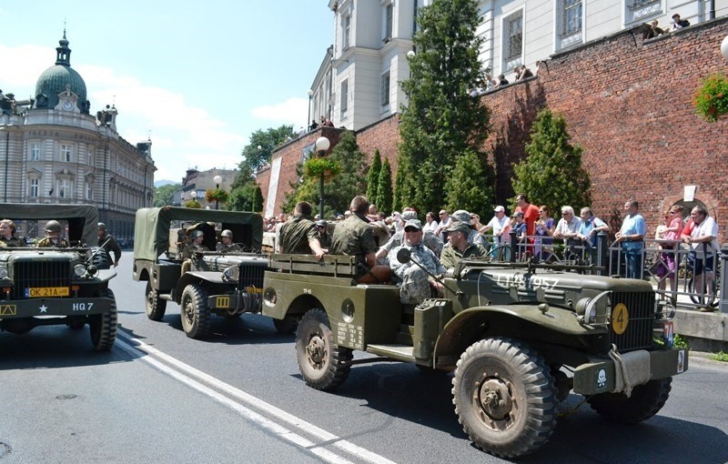 Operacja Południe 2015: Wozy militarne w centrum Bielska-Białej [ZDJĘCIA]