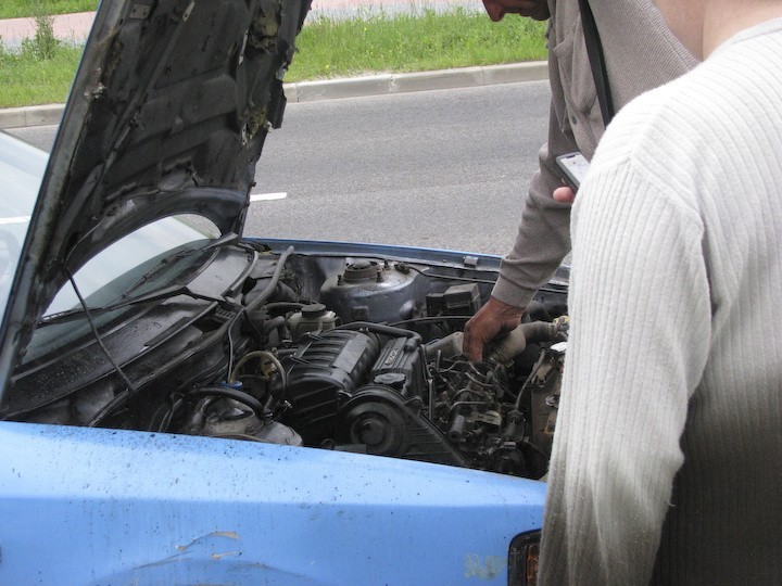 Mazda w płomieniach