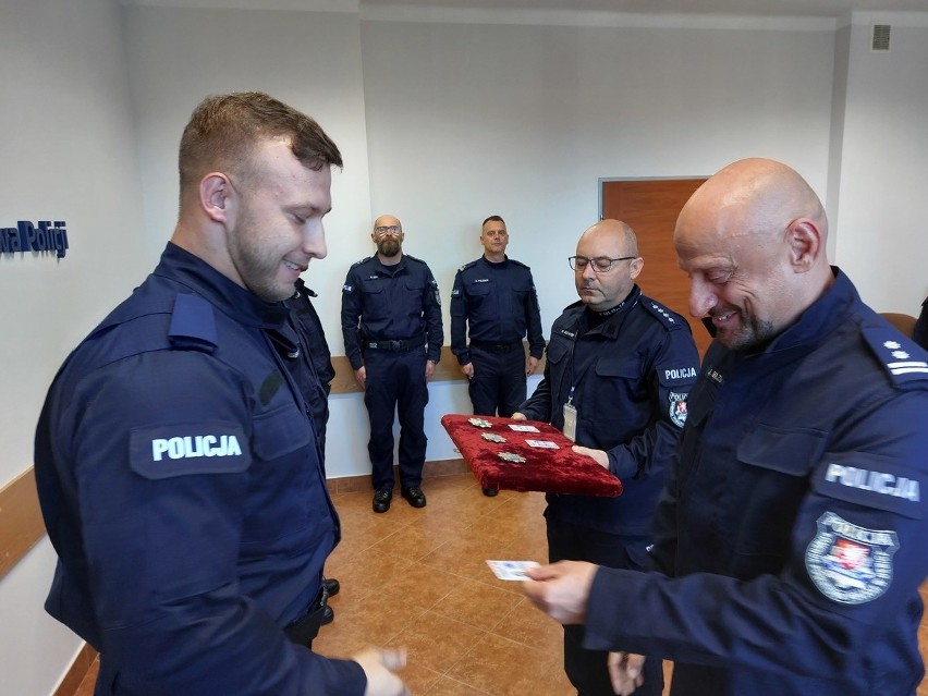 Nowi policjanci złożyli ślubowanie. KPP w Dębicy ma trzech nowych funkcjonariuszy