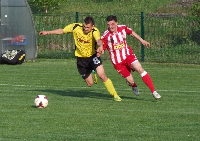 Ostatecznie to jednak Soła Oświęcim (biało-czerwone stroje), zagra w półfinale rozgrywek o Puchar Polski