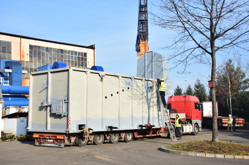 MPKG w Krośnie inwestuje w modernizację ciepłowni miejskiej. Zamontowano kocioł na biomasę. Będzie mniej zanieszczyszczeń [ZDJĘCIA]