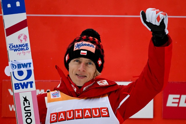 Dawid Kubacki został wyróżniony przez PKOl za wywalczenie brązowego medalu podczas igrzysk olimpijskich w Pekinie