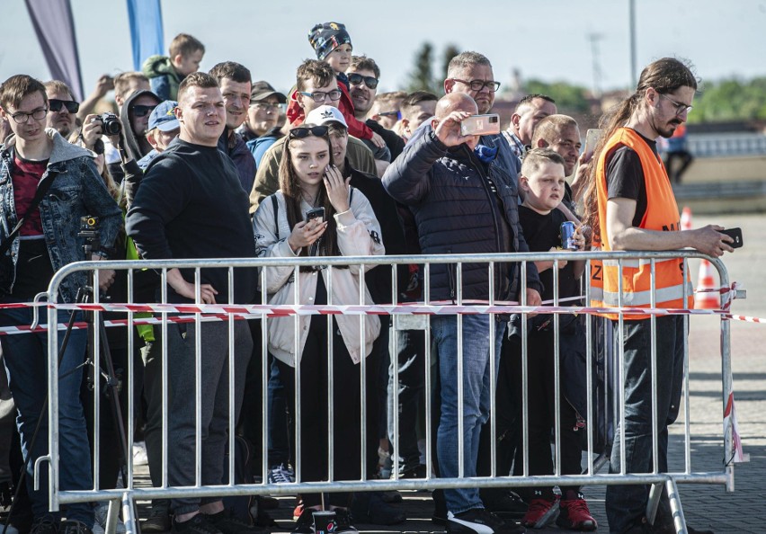 Trasa zamykającego rajd superoesu prowadziła po dachu...