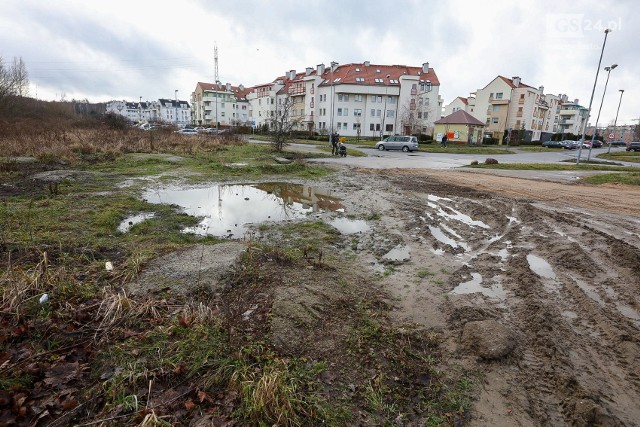 Działka, na której miałby powstać kościół przy osiedlu "Nad Rudzianką" w Szczecinie