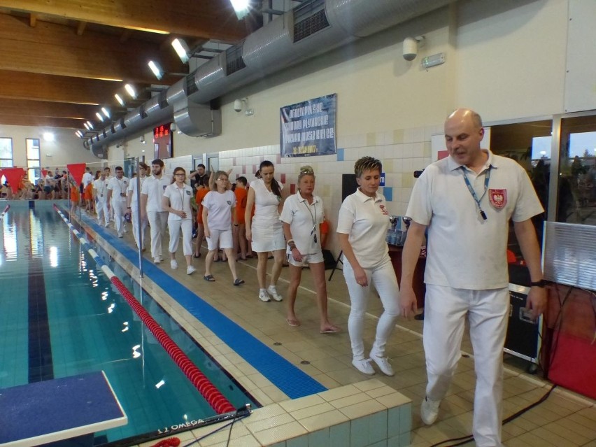 Rekordowa frekwencja na zawodach pływackich w Kielcach