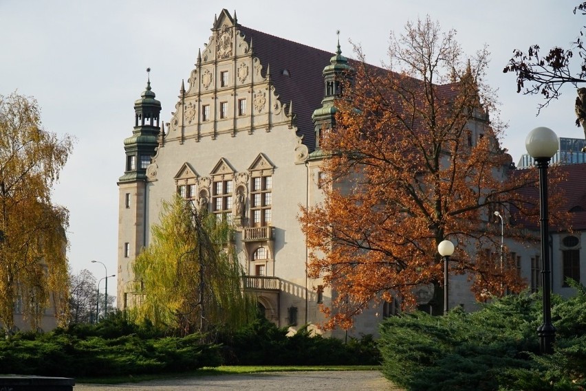 UAM zawiesił pobieranie opłat za studnia.