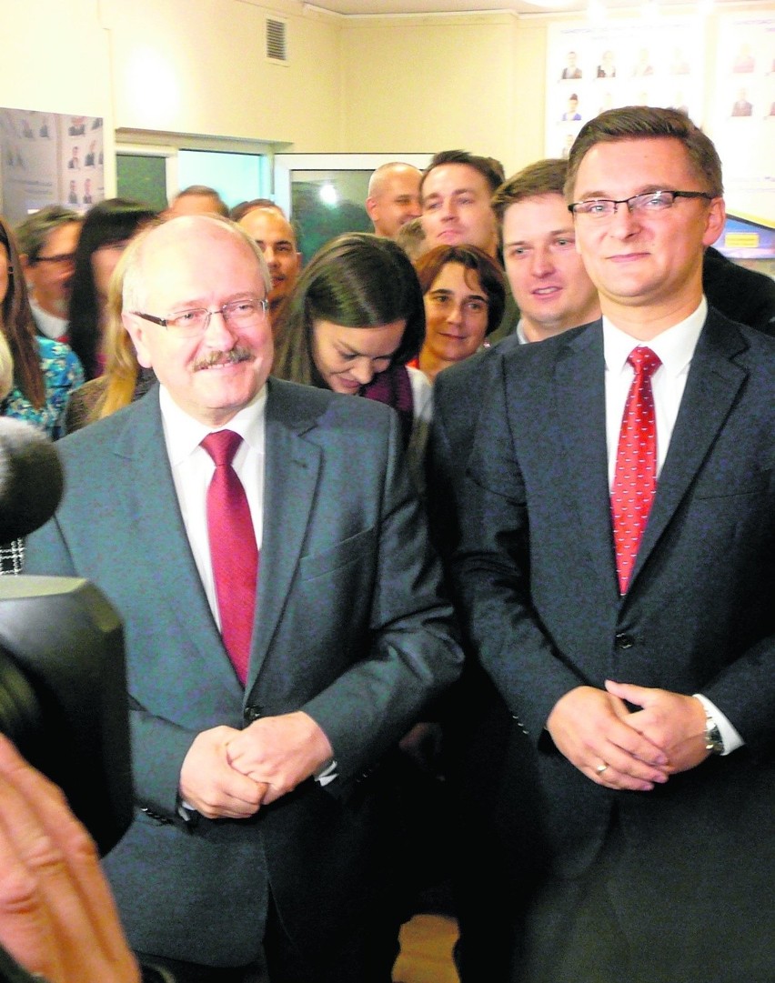 Dotychczasowy prezydent Katowic, Piotr Uszok, i jego...