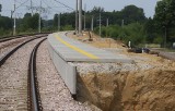 Budowa przystanku kolejowego w Kosowie pod Radomiem. Pasażerom będzie łatwiej dostać się do pociągu. Zobaczcie zdjęcia
