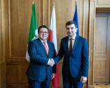 Wojewoda śląski spotkał się z ambasadorem Meksyku, JE Juanem Sandoval Mendiolea. Poruszona została kwestia współpracy