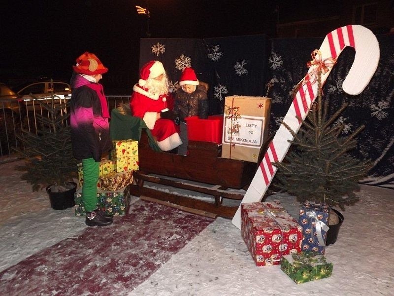 Mikołaj na Rynku w Gniewkowie [zdjęcia]