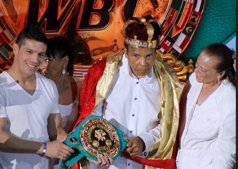 Muhammad Ali, legenda boksu nie żyje! Miał 74 lata