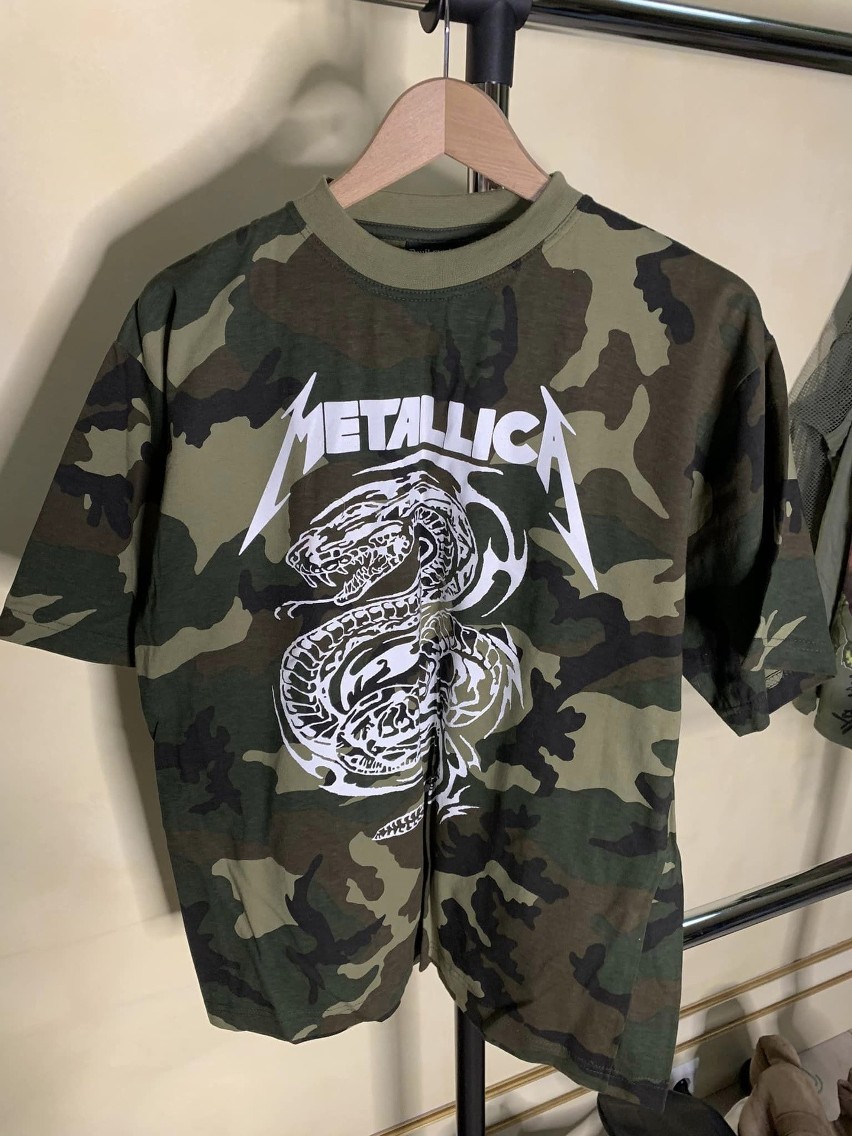 T-shirt Metallica, cena wywoławcza - 80 zł. Przesuń w prawo,...