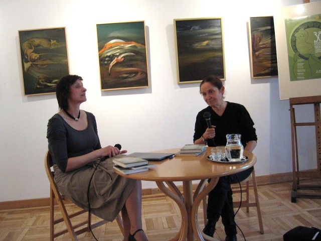 Z Magdaleną Tulii (z  prawej) rozmawiała Anna Spólna.
