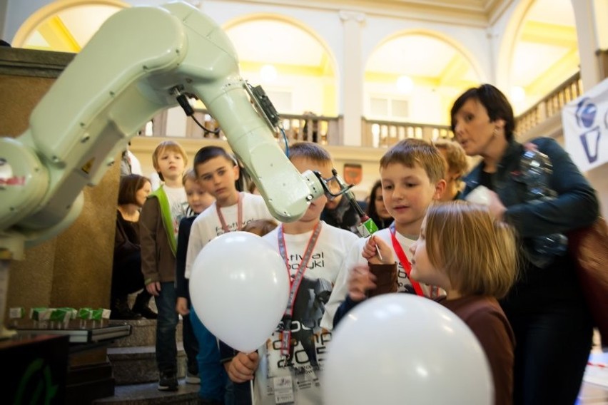 ROBOCOMP 2015. Wielkie święto robotów na AGH [ZDJĘCIA, WIDEO]