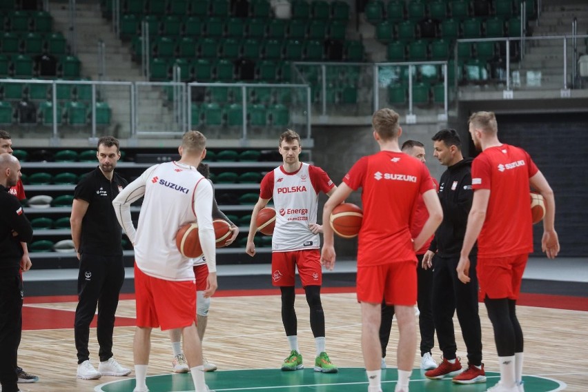 Reprezentacja Polski koszykarzy trenowała w Arenie Sosnowiec...