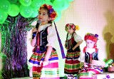 Polskie i ukraińskie przedszkolaki zatańczyły i zaśpiewały podczas koncertu „Drzewo Dziecięcych Marzeń”. Zdjęcia