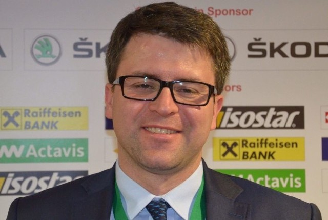 Dawid Chwałka jest prezesem PZHL od lutego br.