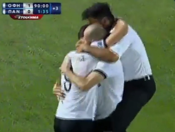 Gattuso świętuje zwycięstwo swojej drużyny
